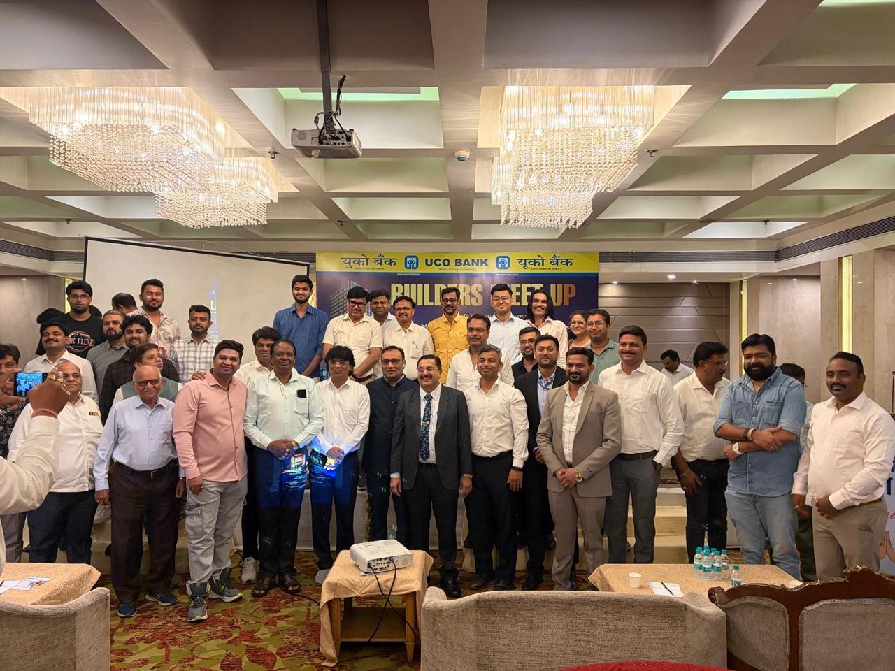 यूको बैंक की बिल्डर्स मीट में शामिल हुए नागपुर के बिल्डर्स यूको बैंक की बिल्डर्स मीट में शामिल हुए नागपुर के बिल्डर्स